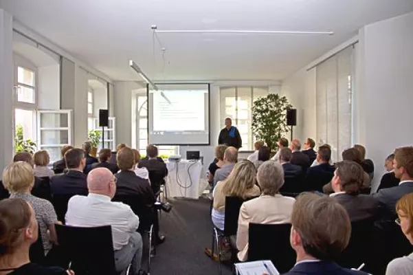 Bild: 1. Social Media Forum Ludwigsburg: Medienwandel erfordert von Unternehmen Strategien fürs Social Web