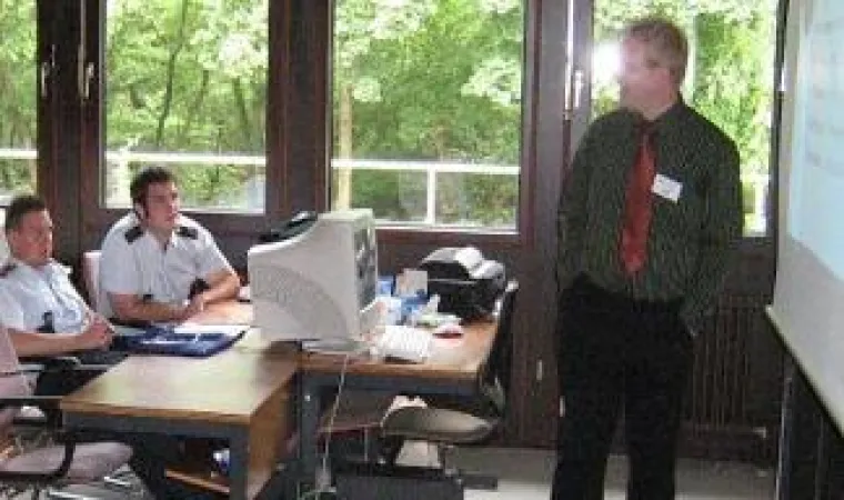 Bild: Verstärkung für IT und Management Bildungsunternehmen