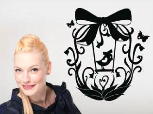 Bild: Ein Wandtattoo kann helfen - große Spendenaktion zu Weihnachten bei Facebook