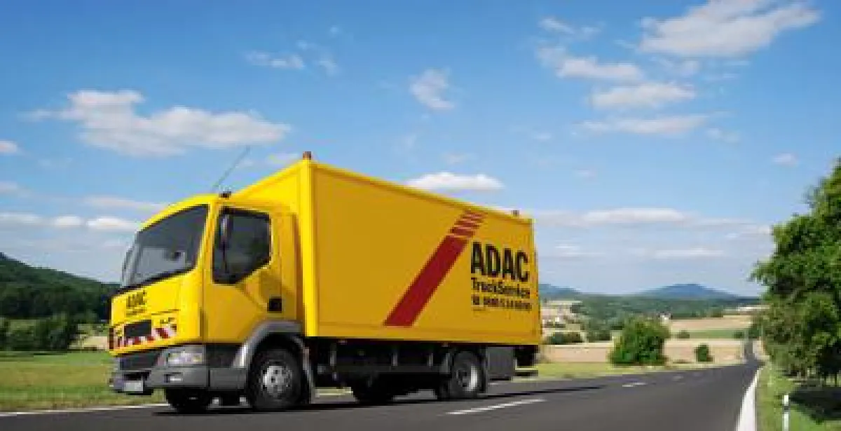 Mit der Acht-Punkte-Checkliste des ADAC TruckService Schäden und Pannen vorbeugen.