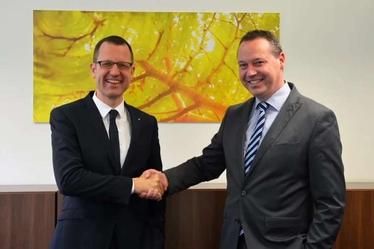 Zurich erweitert Kooperationsnetzwerk im Bereich der Kfz-Werkstattnetz-Dienstleister Bild: Zurich erweitert Kooperationsnetzwerk im Bereich der Kfz-Werkstattnetz-Dienstleister