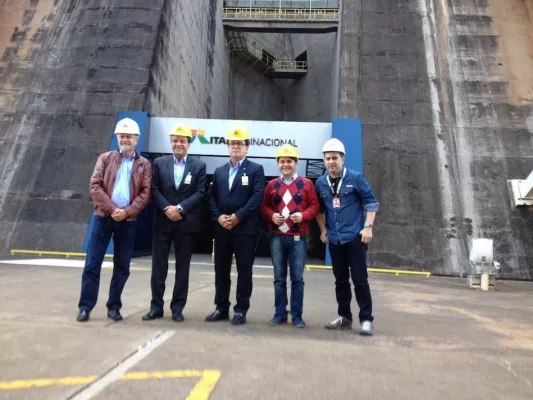 Bild: Erfolgreiches Tourismusprojekt Itaipu – Kraftwerk zählt 20 Millionen Besucher