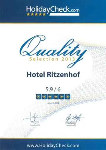 Erneut ausgezeichnet: Ritzenhof zählt zur HolidayCheck Quality Selection 2013 Bild: Erneut ausgezeichnet: Ritzenhof zählt zur HolidayCheck Quality Selection 2013