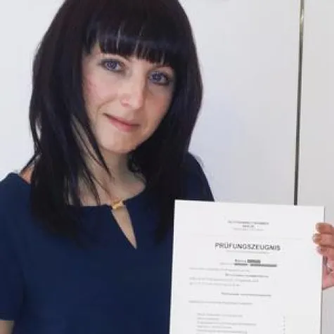 Bild: Mit Bildungsziel zum Erfolg: Einser-Kandidatin durch RENO-Umschulung