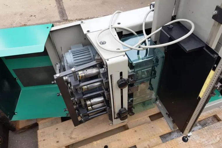 Autoverschrottung und Entrümpelung durch Schrotthändler Bild: Autoverschrottung und Entrümpelung durch Schrotthändler