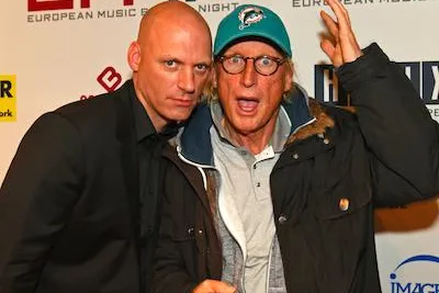 EMMN kehrte mit Gästen, wie Johannes Oerding und Otto Waalkes nach Hamburg zuruck Bild: EMMN kehrte mit Gästen, wie Johannes Oerding und Otto Waalkes nach Hamburg zuruck