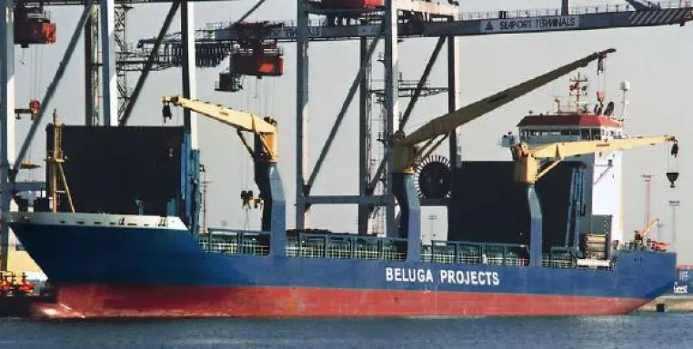 Bild: MS "Svenja"/ "Beluga Graduation" vorzeitig übernommen und mit neuer Untercharter