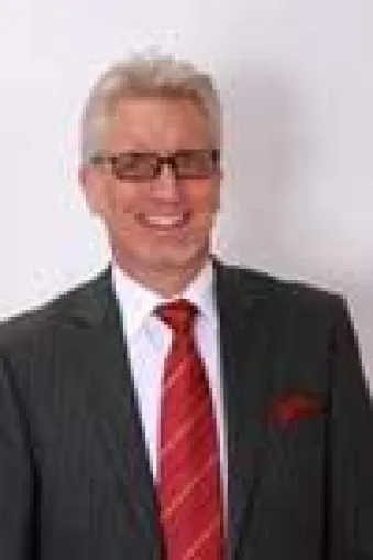 Bild: Michael Hecker wechselt von SDL zu Across