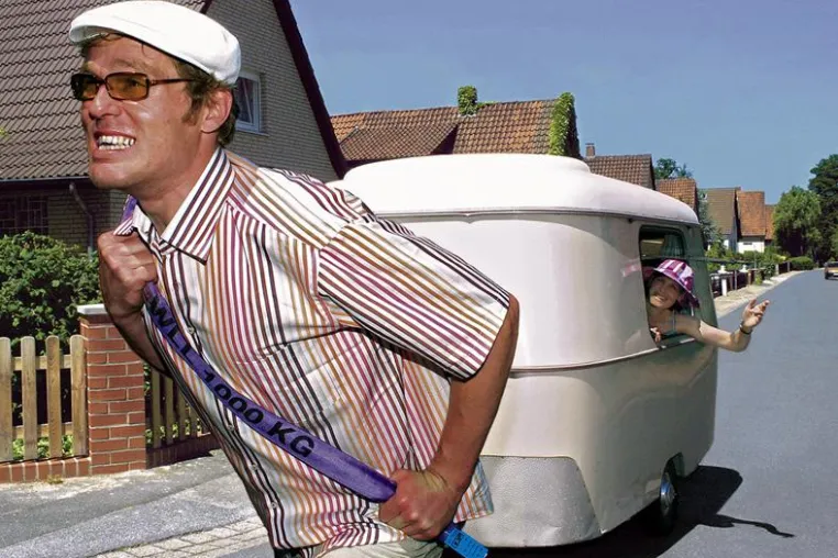 Spritsparend in den Urlaub starten Bild: Spritsparend in den Urlaub starten