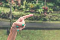 Bild: Schnellender Finger