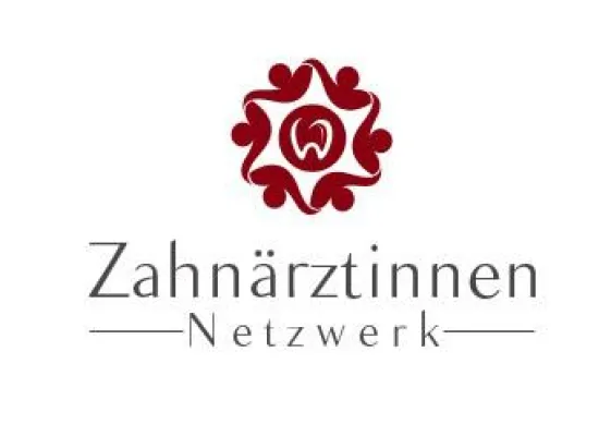 Bild: Dagmar Charbonnier als Referentin für den 1. Zahnärztinnen Netzwerk Kongress