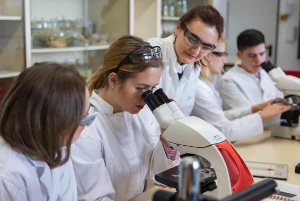 Bild: Anmeldungen am neuen Biologisch-technischen Gymnasium jetzt noch möglich