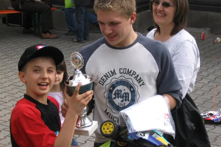 Bild: RC-Car Qualifikatitonslauf für Kids bis 15 Jahre bei Modellbau Profi - Darmstadt