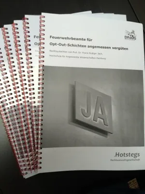 Bild: Feuerwehrstreit in Düsseldorf – 1 Jahr Warten nach Musterurteilen | Beamtenrecht | Pressemitteilung 2016-06