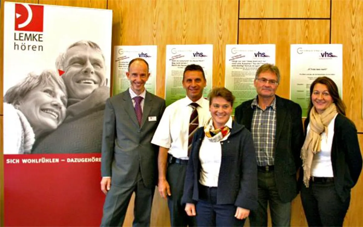 Hr. Lemke (links) mit Nersinger Bürgermeister Winkler