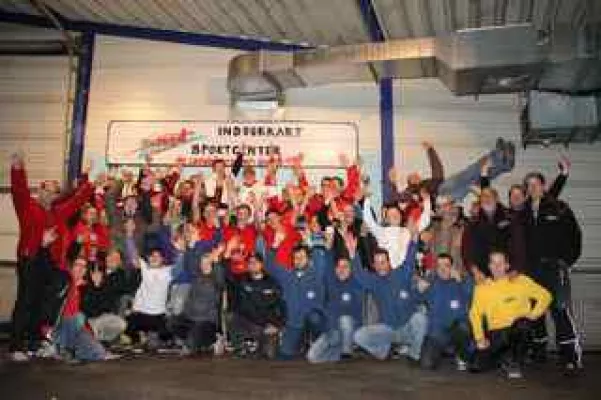 Bild: 4. Blaulicht-Kart-Cup: Freunde und Helfer mit und im Speed unterwegs