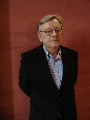 Bild: Anwalt der Kinder: Dr. Ludwig Salgo erhält Bundesverdienstkreuz