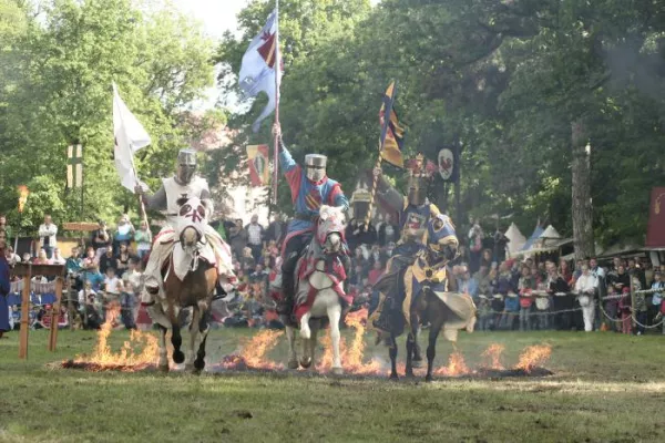 Bild: 34. Burgfest auf der Zitadelle Spandau - 12./13.09.2015