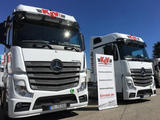 Bild: KLVrent erhält 50 Mercedes-Benz Actros Sattelzugmaschinen
