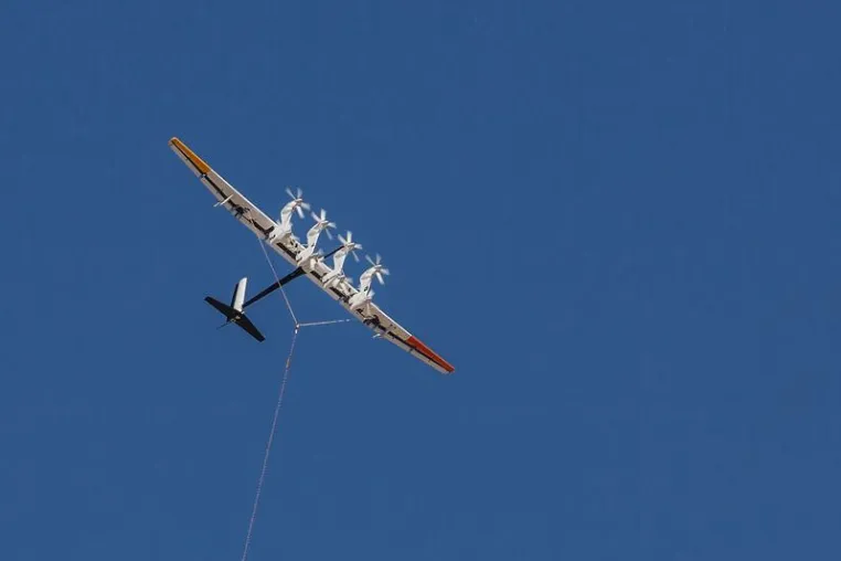 Strom im Flug erzeugen Bild: Strom im Flug erzeugen