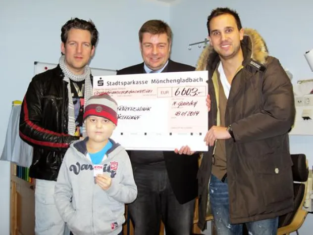 Mit jedem Los wird geholfen Bild: Mit jedem Los wird geholfen