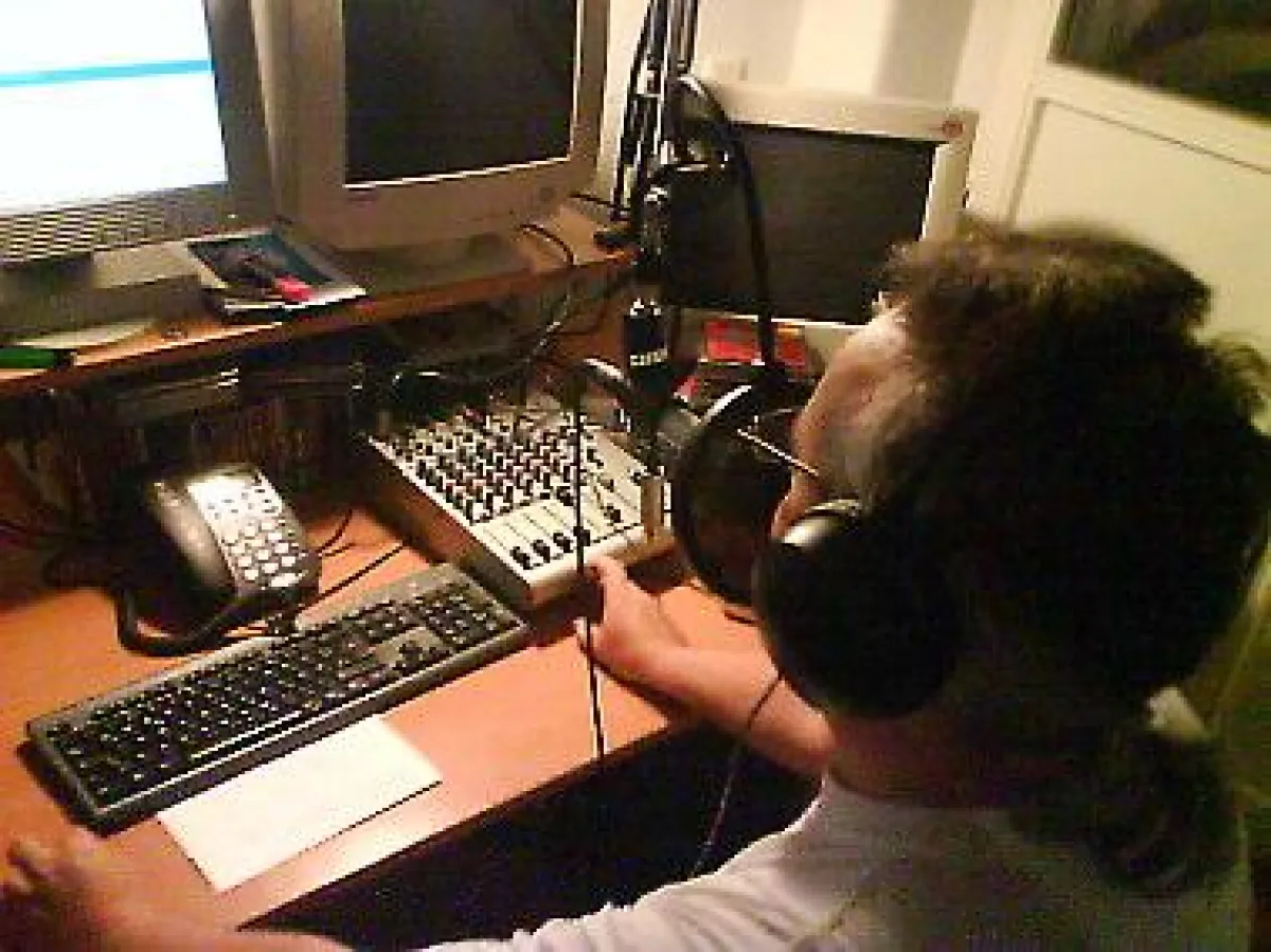 Sonnensender Studio in Berlin - Uwe Reuter moderiert 