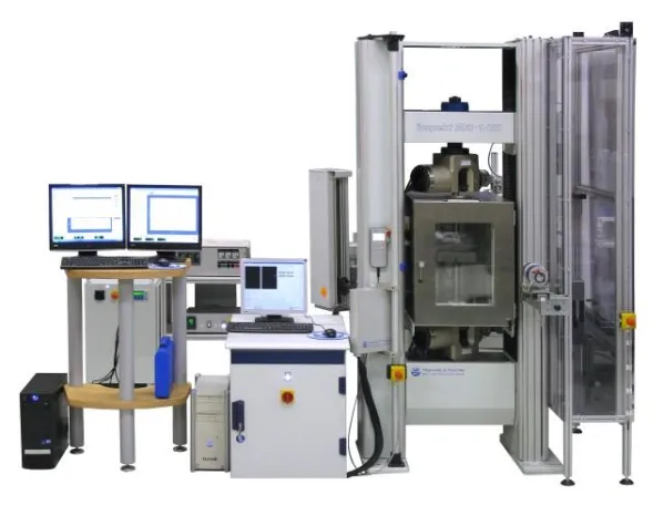 Bild: Neues Materialprüfsystem optimiert Werkstoffforschung und -lehre an der FH Köln