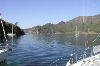 Mitsegeln Mallorca: Herbsturlaub im Mittelmeer und auf den Kanaren Bild: Mitsegeln Mallorca: Herbsturlaub im Mittelmeer und auf den Kanaren
