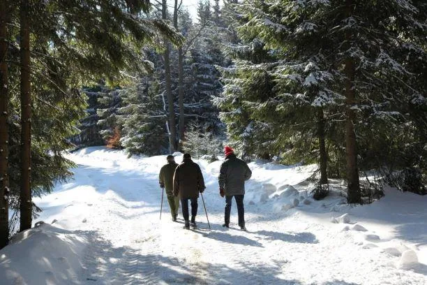 Bild: Deutschlands erster zertifizierter Winterwanderweg: Das Fichtelgebirge für Wintersportler