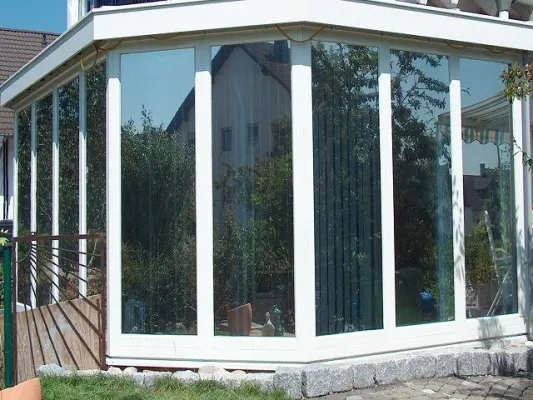 Bild: Wintergarten - Effektiver Sonnenschutz dank spezieller Sonnenschutzfolie