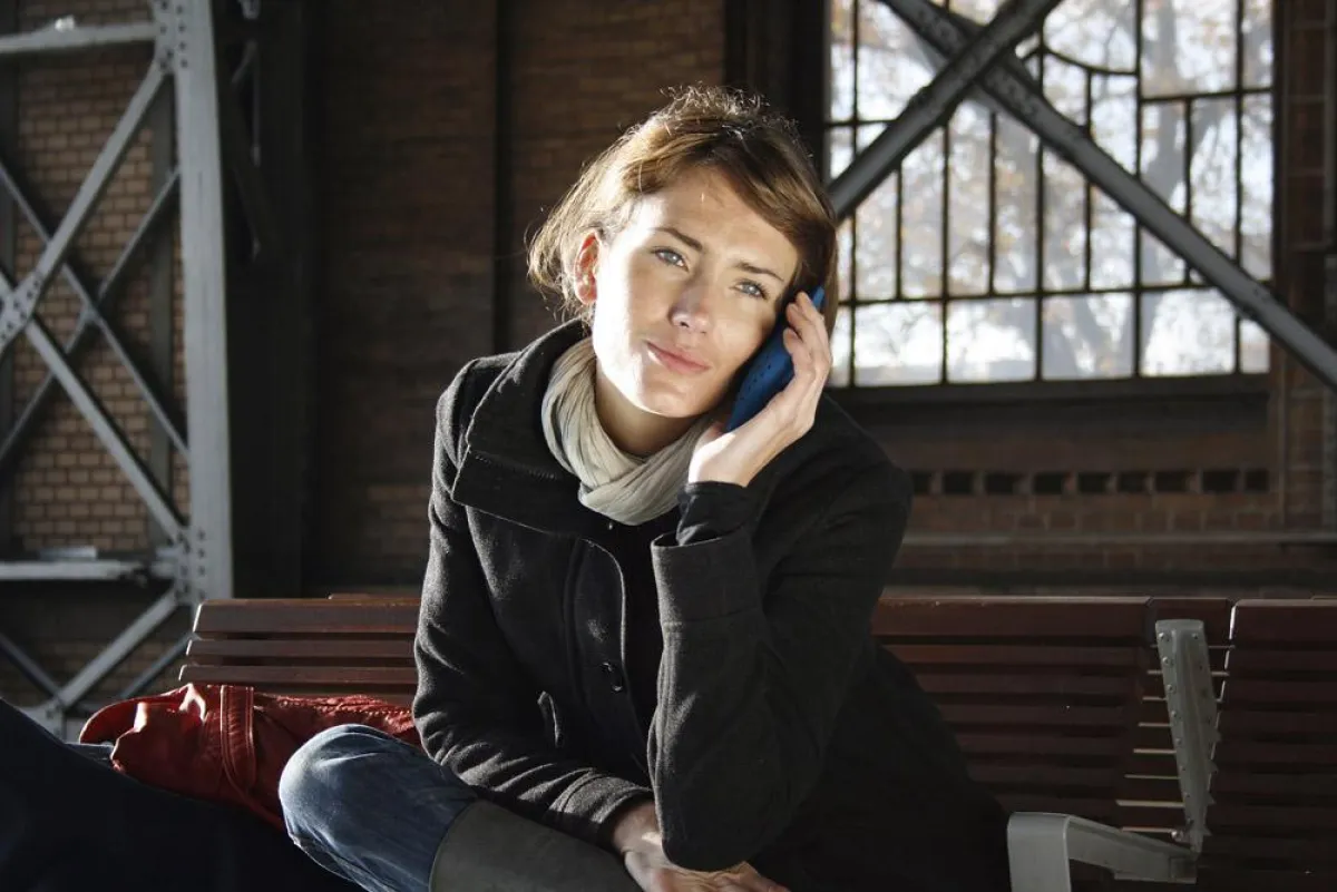 HANDY HOOD  vermindert die Eigenstrahlung und verbessert zugleich den Empfang von Handys wie dem iPhone 4.