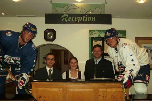 Bild: Wo sich der Deutsche Eishockey-Meister in Ruhe vorbereitet: Mercure Hotel Garmisch-Partenkirchen