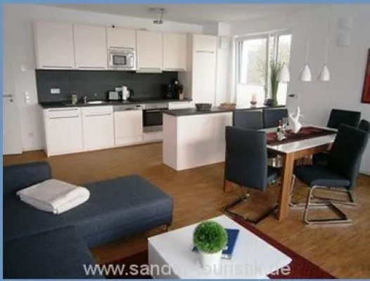 Mein Haus, mein Pool, mein Butler - FeWo-Urlaub mit Komfort auf Rügen ist gefragt Bild: Mein Haus, mein Pool, mein Butler - FeWo-Urlaub mit Komfort auf Rügen ist gefragt