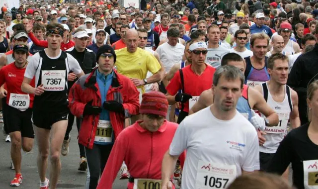 Bild: Auf geht’s zum München Marathon–Mit dem Hefeweißbier Alkoholfrei der Bayerischen Staatsbrauerei Weihenstephan