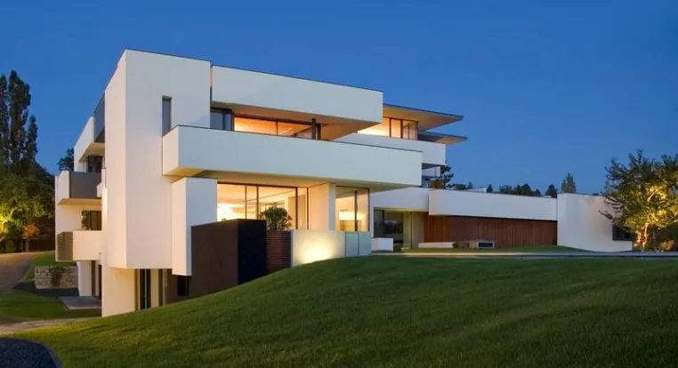 Bild: Versicherungen beim Hausbau – Welche werden benötigt?