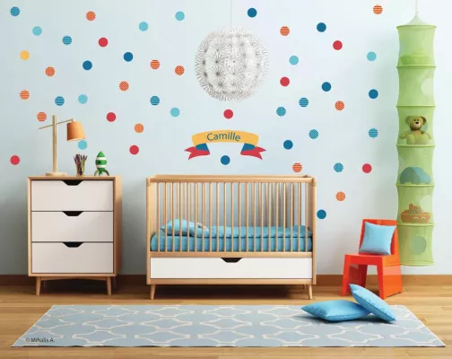 Bild: Polka Dots und weitere süße Ideen von StickerKid bringen Persönlichkeit in jedes Kinderzimmer