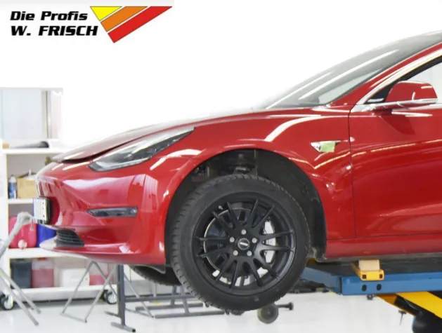 Neuer Service in München: App für digitale Smart Repair Angebotsanfrage Bild: Neuer Service in München: App für digitale Smart Repair Angebotsanfrage