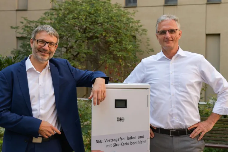 Bild: Ladeinfrastruktur für Transportsektor: STW steigt bei Parkstrom ein