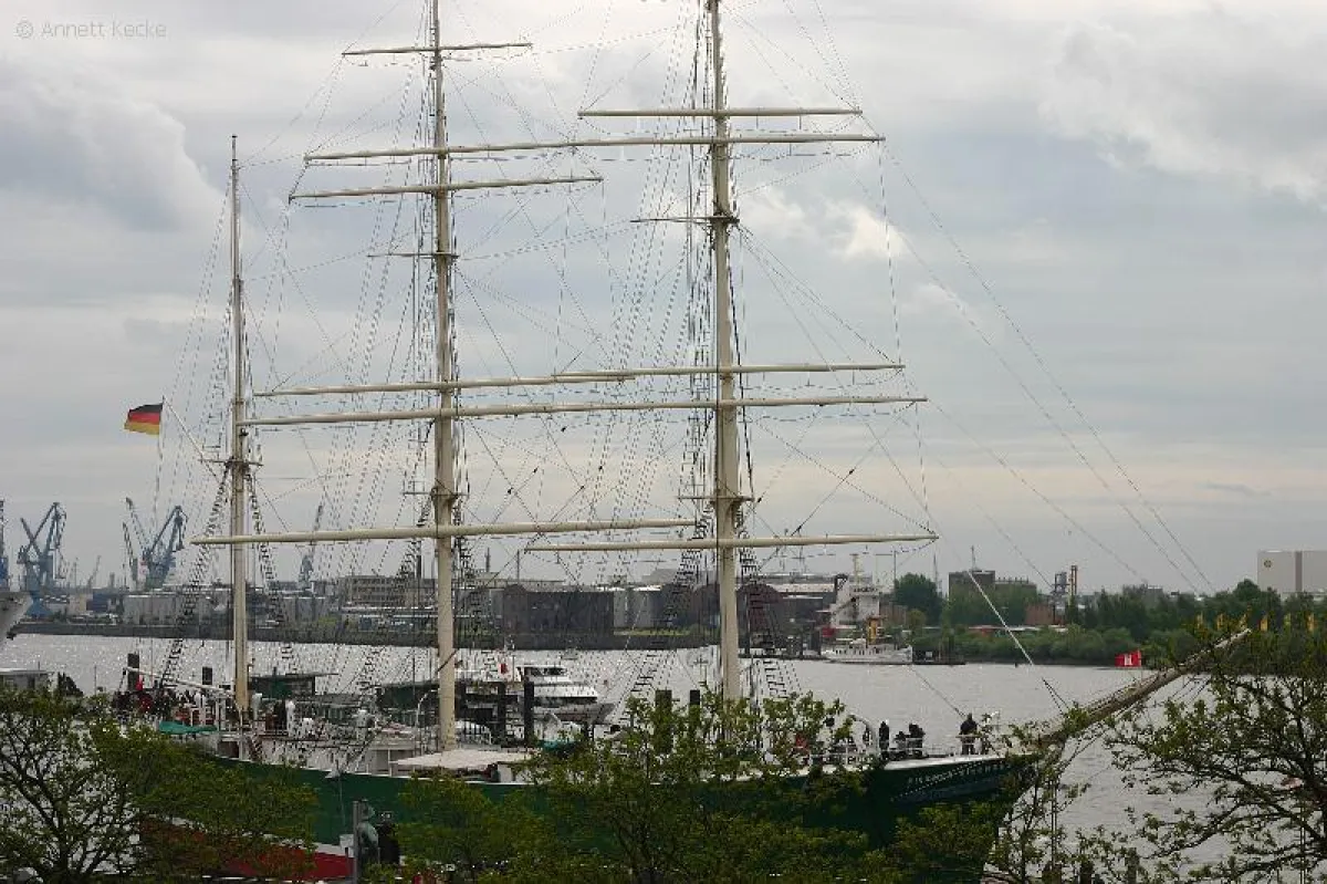 Ansichten aus dem Hamburger Hafen