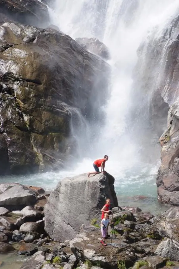 Gesundes atmen am Wasserfall Partschins
