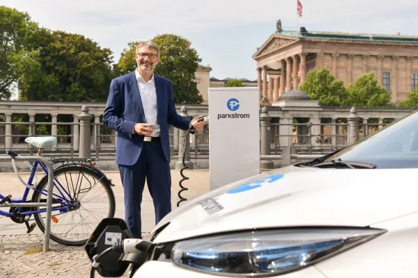 Bild: Strom intelligent verteilen: Parkstrom gibt auf E-world Ausblick auf Ladeinfrastruktur der Zukunft