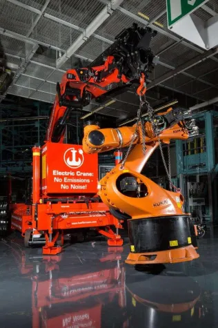 Bild: Kranarbeiten ohne Emissionen