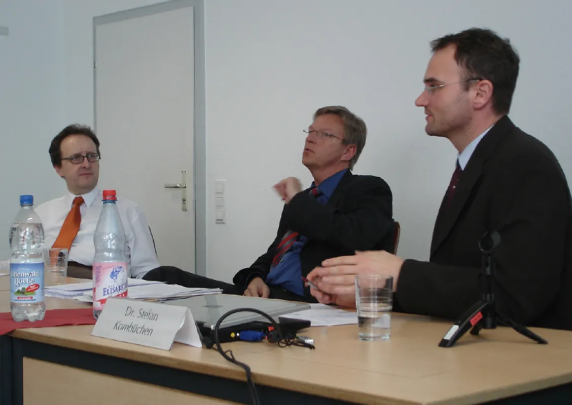 v.l.n.r.: DPRG-Präsident Ulrich Nies, DJV-Vorsizender Michael Konken und PR+plus Geschäftsführer Stefan Kombüchen