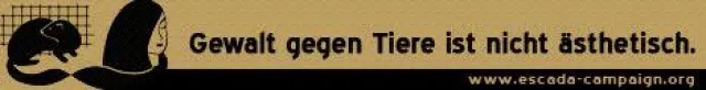 Bild: 02.02.08: Spektakuläre Kunstblut-Aktion gegen die ESCADA-Tochterfirma BiBA in der Hamburger Innenstadt