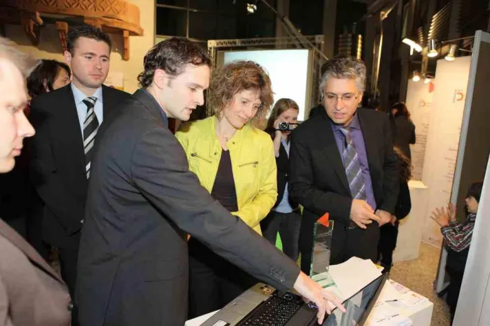 Bild: 2011 ein Jahr der Erfolge für die Fasihi GmbH