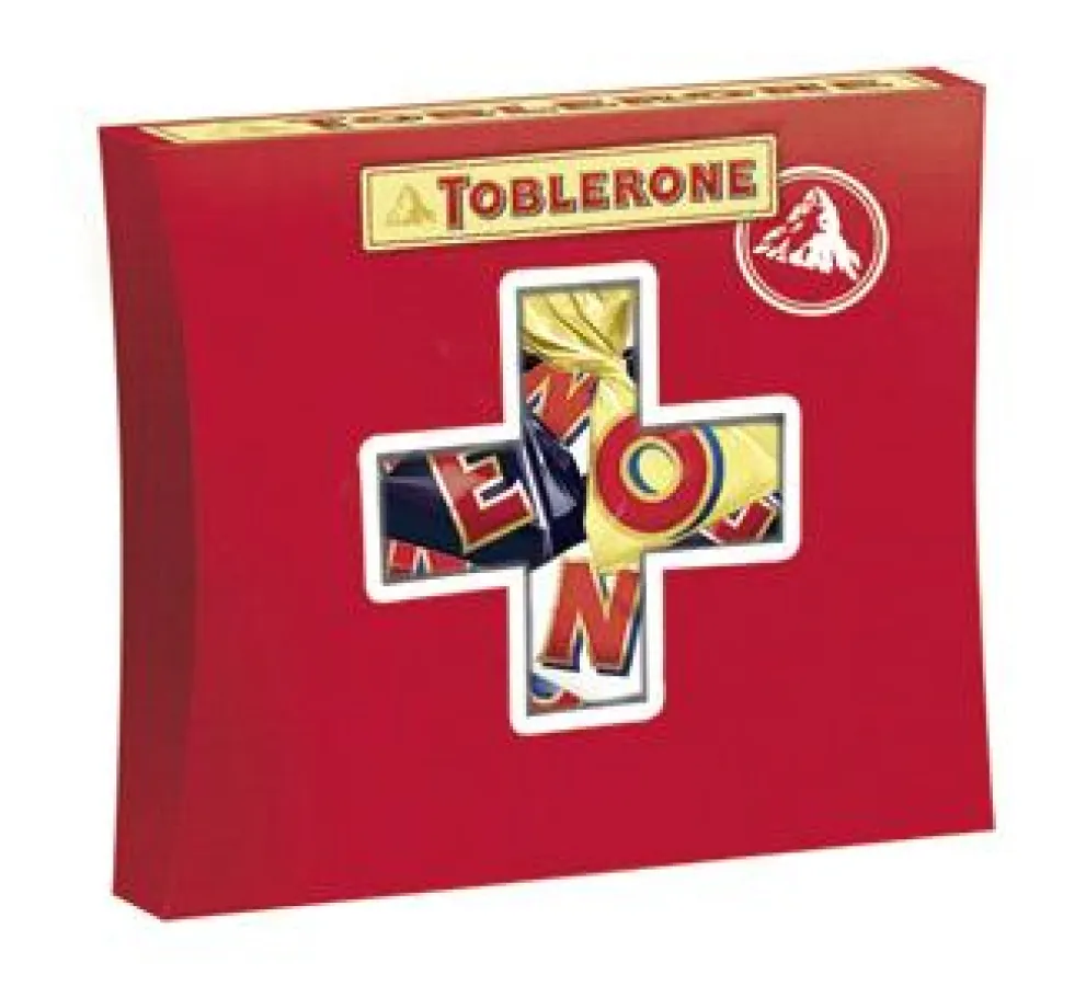 Die beliebte Schweizer Schokolade ist ab Oktober in der limitierten Schweizer Box erhältlich. Die einzeln verpackten Zacken in den Sorten Milchschokolade, dunkle Schokolade, Weiße sowie Milchschokolad