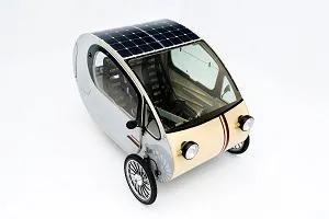 Bild: Das Solar Auto welches nicht an die Steckdose muss