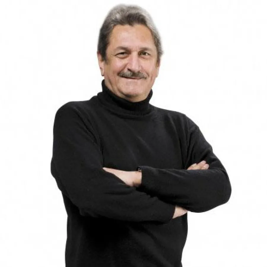 Dr. Michael Kesztele