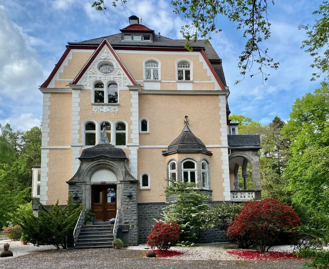 Eines der 3 Seminarhäuser von Haus Dreiklang (© HausDreiklang)