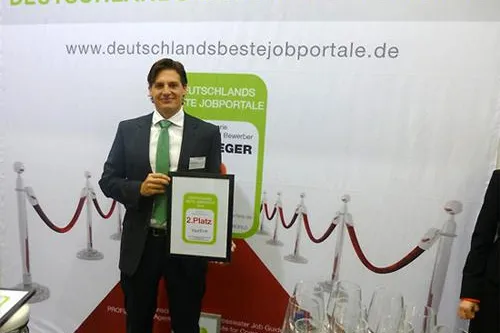 Jobbörsen-Ranking: Bewerber und Arbeitgeber wählen Spezialjobbörse Yourfirm.de auf Platz 2 Bild: Jobbörsen-Ranking: Bewerber und Arbeitgeber wählen Spezialjobbörse Yourfirm.de auf Platz 2